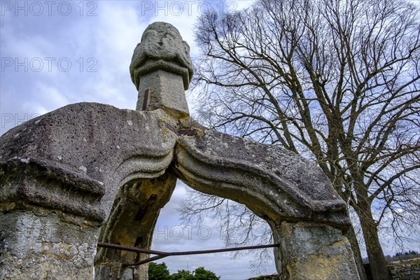 Gothic tracery fountain dome in the ruins of the medieval Hohenurach Castle, Bad Urach, Swabian Alb, Baden-Wuerttemberg, Germany, Europe