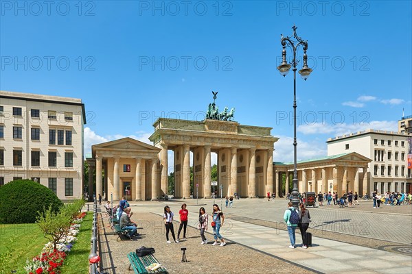 06.07.2020, Germany, Berlin, Strasse des 17. Juni, View of the Brandenburg Gate in west direction, Berlin, Berlin, Germany, Europe