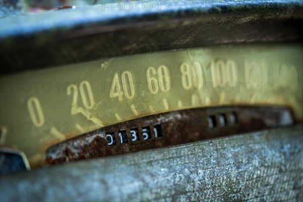 Old speedometer, dashboard, car cemetery Kyrkoe Mosse, Ryd, Tingsryd, Kronobergs laen, Sweden, Europe