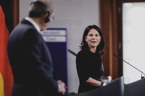 (R-L) Annalena Baerbock (Alliance 90/The Greens), Federal Foreign Minister, and Ayman Safadi, Foreign Minister of Jordan, speak to the media after a joint meeting in Berlin, 16 April 2024 / Photographed on behalf of the Federal Foreign Office