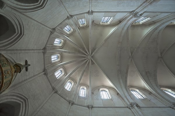 Ribbed vault in the former Cistercian monastery of Pontigny, Pontigny Abbey was founded in 1114, Pontigny, Bourgogne, France, Europe