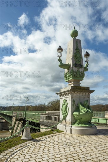 Briare, Canal bridge built by Gustave Eiffel, lateral canal to the Loire above the Loire river, Loiret department, Centre-Val de Loire, France, Europe