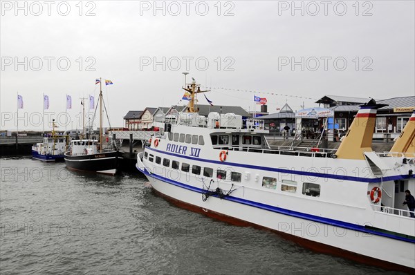 List, harbour, Sylt, North Frisian Island, passenger ships on a cloudy day in the harbour, moored at the jetty, Sylt, North Frisian Island, Schleswig Holstein, Germany, Europe
