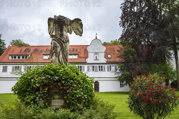 Copy of the Nike of Samothrace, the original of which is in the Louvre in Paris, in front of the art gallery of Isny Castle, formerly St George's Monastery, Isny im Allgaeu, Baden-Wuerttemberg, Germany, Europe