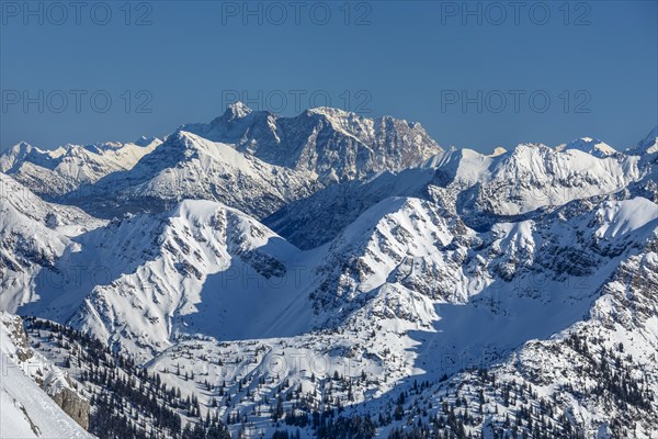 View from the Nebelhorn to the Giebel (1948m) in the Allgaeu Alps, Oberstdorf, Allgaeu, Swabia, Bavaria, Germany, Oberstdorf, Bavaria, Germany, Europe