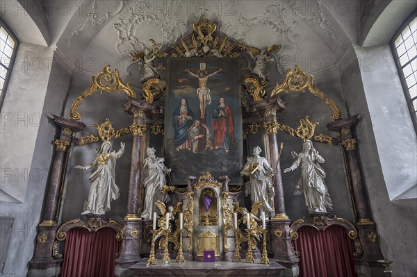 Historic Lenten cloth in front of the high altar, St John the Baptist, Ochsenfurt-Hohestadt, Lower Franconia, Bavaria, Germany, Europe