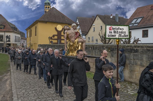 Historic Good Friday procession for 350 years with life-size wood-carved figures from the 18th century, Neunkirchen am Brand, Middle Franconia, Bavaria, Germany, Europe