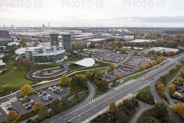 Aerial view of the VW plant and the Autostadt in Wolfsburg, 25 October 2015, Wolfsburg, Lower Saxony, Germany, Europe