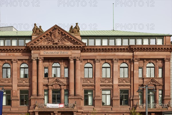 Deutsche Bank in a historic building designed by architect Wilhelm Martens on the Domshof in Bremen, Hanseatic City, State of Bremen, Germany, Europe
