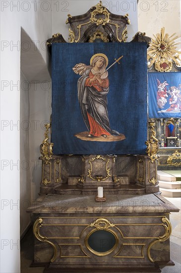 Historic Lenten cloth in front of the left side altar, created around 1890, St Laurentius Church, Schoenau an der Brend, Lower Franconia, Bavaria, Germany, Europe