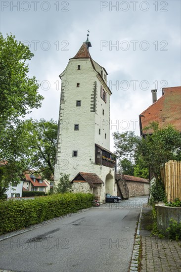Espantor and tower from the 14th century, one of the two surviving medieval town gates in the old town centre of Isny im Allgaeu, Baden-Wuerttemberg, Germany, Europe