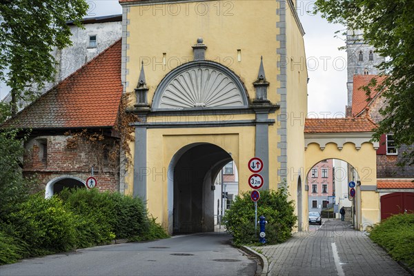 The Westertor, one of Memmingen's historic city gates, in the west of the old town centre of Memmingen, Swabia, Bavaria, Germany, exterior view, Europe