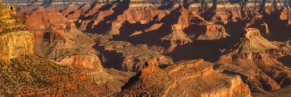 View from the South Rim to Shiva Temple, Isis Temple and Cheops Pyramid, Grand Canyon National Park, Arizona, USA, Grand Canyon, Arizona, USA, North America