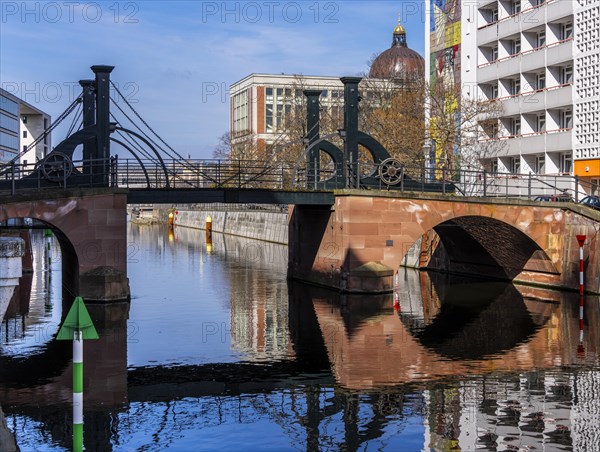 Jungfernbruecke am Kupfergraben, Berlin, Germany, Europe