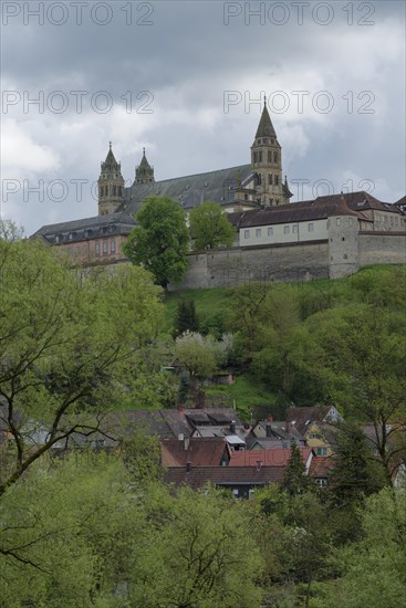 View of the Comburg, Way of St James, castle, church, Benedictine monastery, Benedictine order, monastery, Schwaebisch Hall, Kocher valley, Kocher, Hohenlohe, Heilbronn-Franken, Baden-Wuerttemberg, Germany, Europe