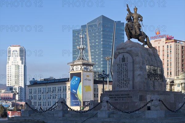 Statue of Damdin Suekhbaatar on Genghis Khan Square or Suekhbaatar Square in front of the post office in the capital Ulaanbaatar, Ulan Bator, Mongolia, Asia