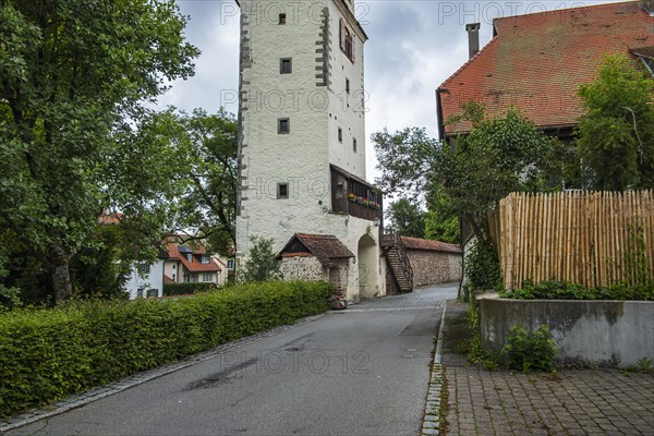 Espantor and tower from the 14th century, one of the two surviving medieval town gates in the old town centre of Isny im Allgaeu, Baden-Wuerttemberg, Germany, Europe