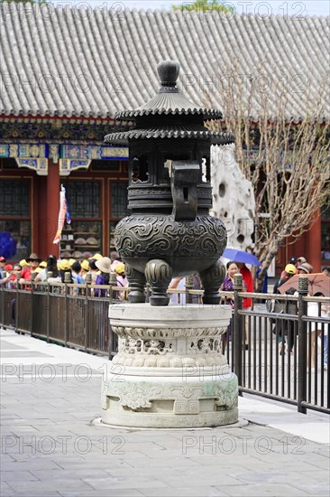 New Summer Palace, Beijing, China, Asia, An ornate antique metal cauldron in the centre of a cultural site, Beijing, Asia