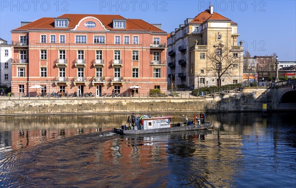 Residential building on the Spree, northern Monbijou Bridge at the Bode Museum, Berlin, Germany, Europe