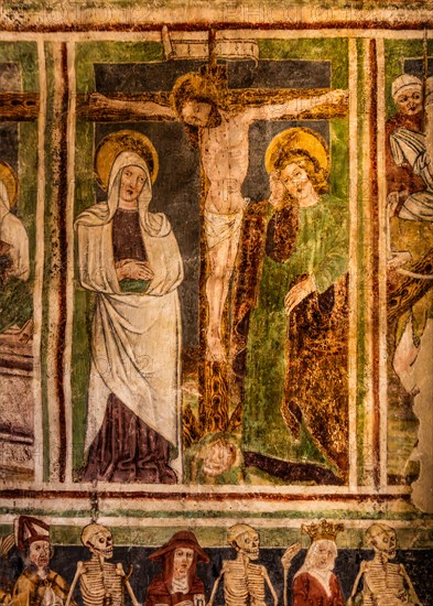 Crucifixion scene, Gothic frescoes from 1490, a highlight of medieval wall painting, by Johannes von Kastav, Romanesque Church of the Holy Trinity, 15th century, Hrastovlje, Slovenia, Hrastovlje, Slovenia, Europe