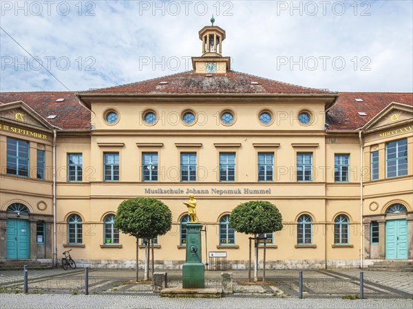 Johann Nepomuk Hummel Music School in Weimar, Thuringia, Germany, a neo-classical building built as a middle-class school at the instigation of Johann Wolfgang von Goethe in 1822, Europe