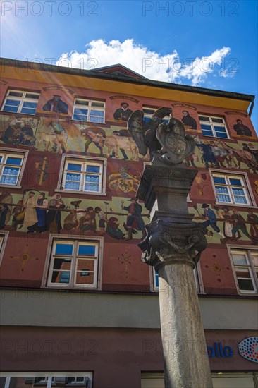 Fountain column with sculpture of an eagle with town coat of arms from 1738 on the eagle fountain in the old town centre of Wangen im Allgaeu, Upper Swabia, Baden-Wuerttemberg, Germany, Europe