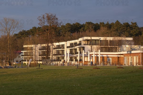 Maremueritz, Yachthafen Resort and Spa, apartment buildings, Waren, Mueritz, Mecklenburg Lake District, Mecklenburg, Mecklenburg-Vorpommern, Germany, Europe