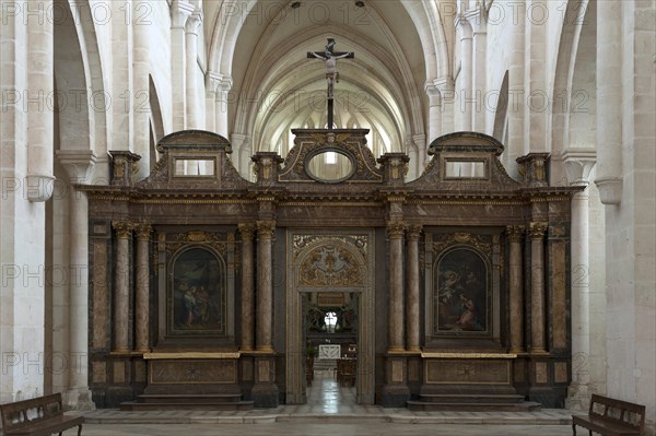 Room divider in the former Cistercian monastery of Pontigny, Pontigny Abbey was founded in 1114, Pontigny, Bourgogne, France, Europe