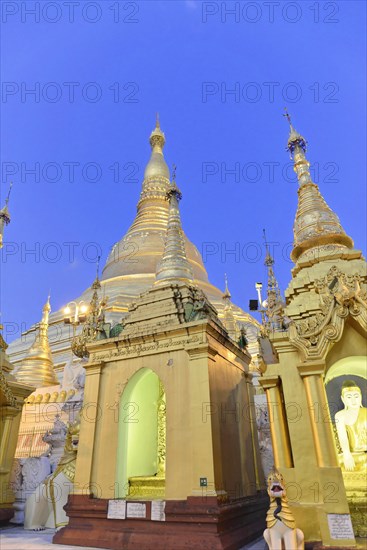 Shwedagon Pagoda, Yangon, Myanmar, Asia, Night view of Shwedagon Pagoda with illuminated gildings and calm atmosphere, Asia