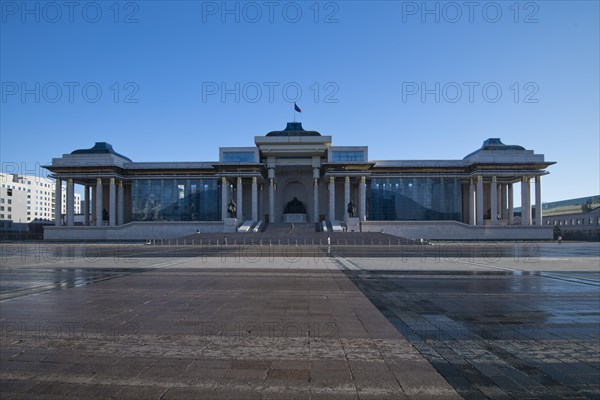 Mongolian government palace, state palace, parliament building with statue of Genghis Khan in the capital Ulaanbaatar, Ulan Bator, Mongolia, Asia