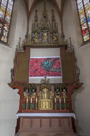 Modern hunger cloth, Lenten cloth in front of the main altar, designed by Misereor, St Martin, Tauberbischoffsheim, Baden-Wuerttemberg, Germany, Europe