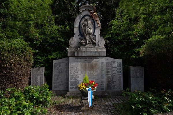 War memorial for the fallen in the First and Second World Wars in Michaelsbuch, Bavaria, Germany, Europe