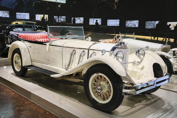 Mercedes-Benz 26/120/180 hp Type S touring car, Mercedes-Benz Museum, Stuttgart, Baden-Wuerttemberg, Germany, Europe