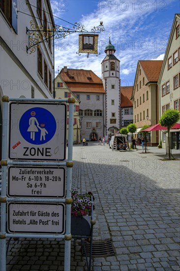 Pedestrian zone at the Postplatz next to the Kornhaus in the old town centre of Wangen im Allgaeu, Upper Swabia, Baden-Wuerttemberg, Germany, Europe