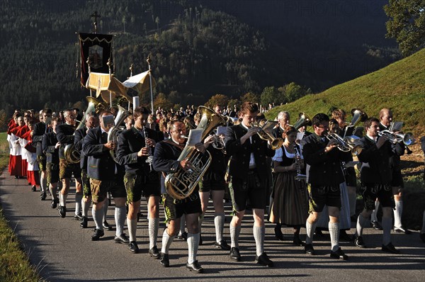 Thanksgiving procession in Ramsau in front of the band, Ramsau, Upper Bavaria, Germany, Europe