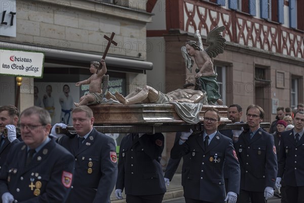 Historic Good Friday procession for 350 years with life-size wood-carved figures from the 18th century, Neunkirchen am Brand, Middle Franconia, Bavaria, Germany, Europe