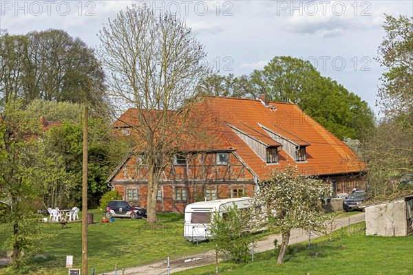 Half-timbered house, Neu Garge, Amt Neuhaus, Lower Saxony, Germany, Europe