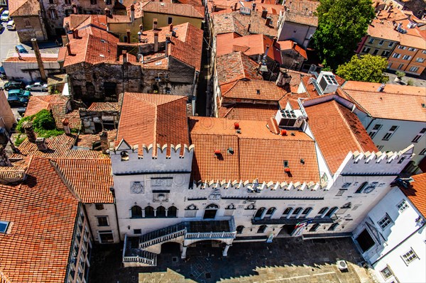 View of the Praetorian Palace, 13th century, harbour town of Koper on the Adriatic coast, Slovenia, Koper, Slovenia, Europe