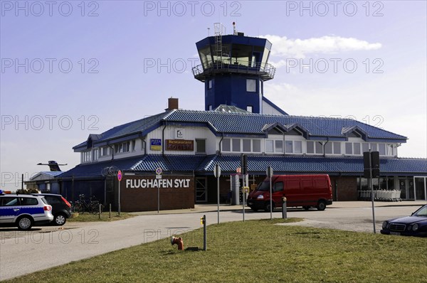 Sylt Airport, Sylt, North Frisian Island, Schleswig-Holstein, Airport building with control tower on the island of Sylt on a sunny day, Sylt, North Frisian Island, Schleswig Holstein, Germany, Europe