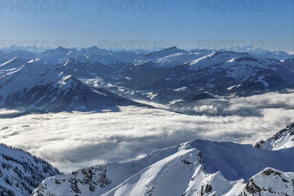 View from the Nebelhorn over Oberstdorf to the Allgaeu Alps, Oberstdorf, Allgaeu, Swabia, Bavaria, Germany, Oberstdorf, Bavaria, Germany, Europe