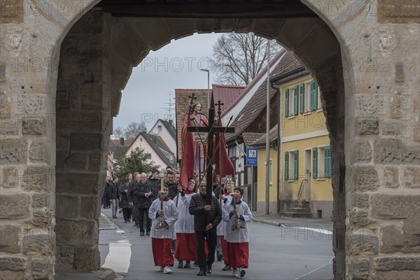 Historic Good Friday procession for 350 years with life-size wood-carved figures from the 18th century, Neunkirchen am Brand, Middle Franconia, Bavaria, Germany, Europe