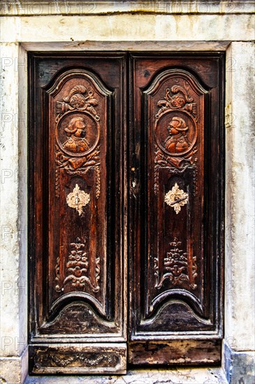 Old town alley with antique door, harbour town of Piran on the Adriatic coast with Venetian flair, Slovenia, Piran, Slovenia, Europe