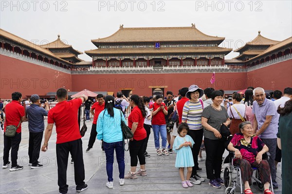 China, Beijing, Forbidden City, UNESCO World Heritage Site, Visitors in front of the historic Imperial Palace in Beijing, Asia