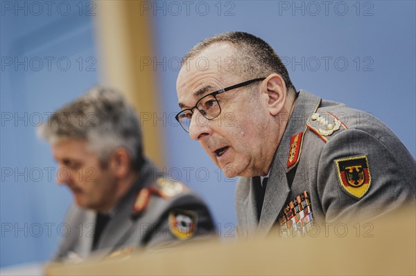 (R-L) General Carsten Breuer, Inspector General of the Bundeswehr, and Lieutenant General Alexander Sollfrank, Commander of the Joint Support and Enabling Command (JSEC), at a federal press conference on the military exercise 'Quadriga' in Berlin, 22 April 2024