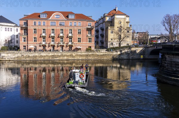 Residential building on the Spree, northern Monbijou Bridge at the Bode Museum, Berlin, Germany, Europe