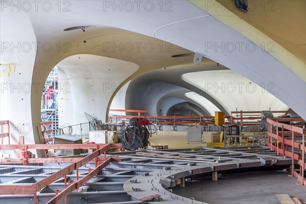 Open construction site days at the new main railway station. 115, 000 visitors visit the billion-euro Stuttgart 21 project and the gutted Bonatzbau, the new underground railway station. The opening of the new through station is planned for December 2025. Stuttgart, Baden-Wuerttemberg, Germany, Europe