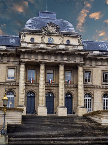 Paris 1er arrondissement. The Palais de Justice located on the ile de la Cite. Ile de France, France, Europe