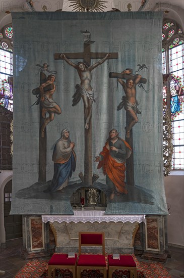 Historic Lenten cloth in front of the high altar, created around 1890, St Laurentius Church, Schoenau an der Brend, Lower Franconia, Bavaria, Germany, Europe