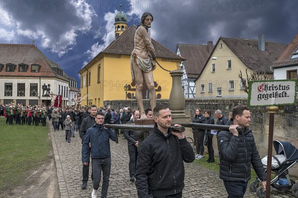 Historic Good Friday procession for 350 years with life-size wood-carved figures from the 18th century, Neunkirchen am Brand, Middle Franconia, Bavaria, Germany, Europe