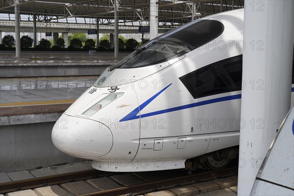 Express train CRH380 to Yichang, A modern train stands for maintenance at the railway station, Shanghai, Yichang, Yichang, Hubei Province, China, Asia